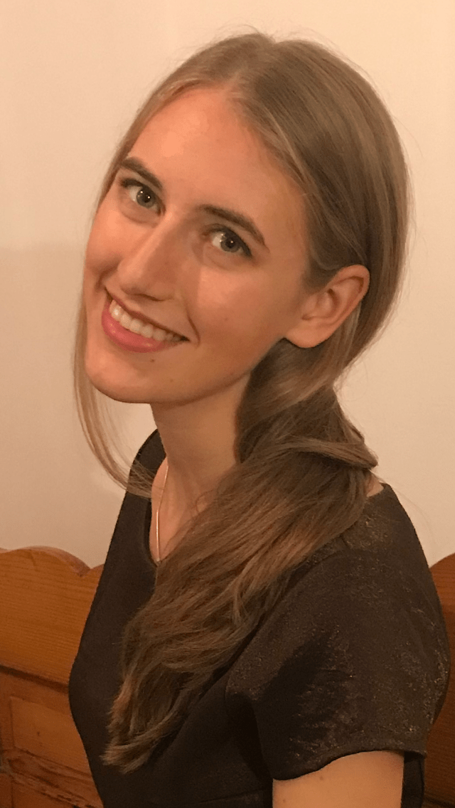 Portrait de Margit Jassó, Clavecin